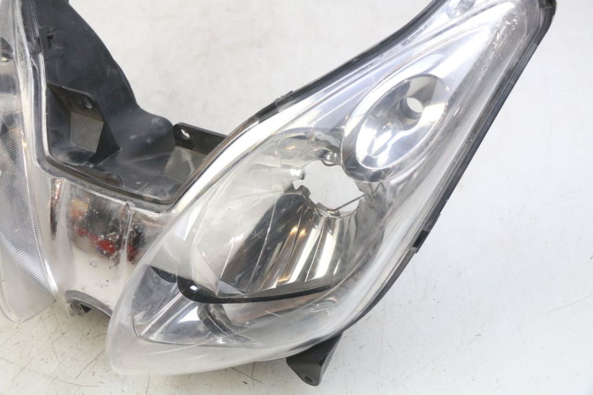 photo de FRONT HEADLIGHT YAMAHA XMAX X-MAX 125 (2006 - 2009)