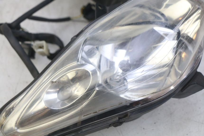 photo de FRONT HEADLIGHT YAMAHA XMAX X-MAX 125 (2006 - 2009)