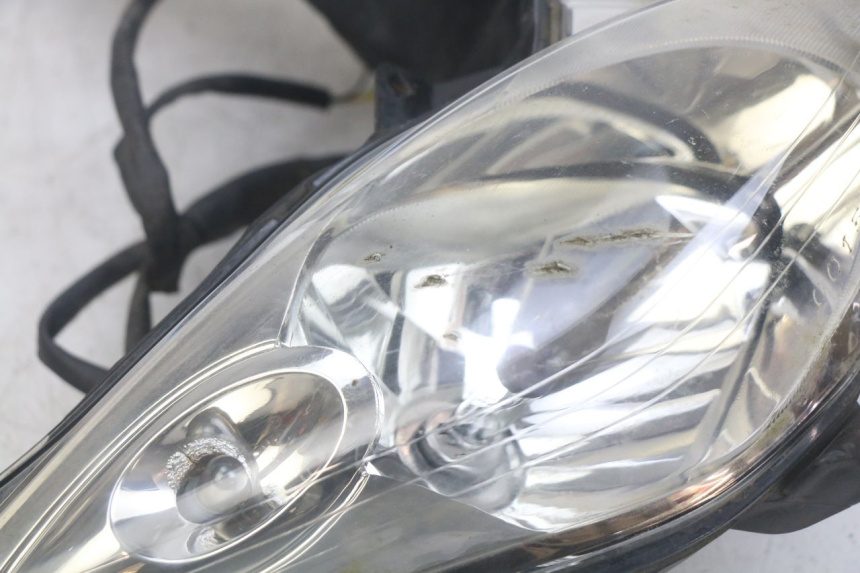 photo de FRONT HEADLIGHT YAMAHA XMAX X-MAX 125 (2006 - 2009)