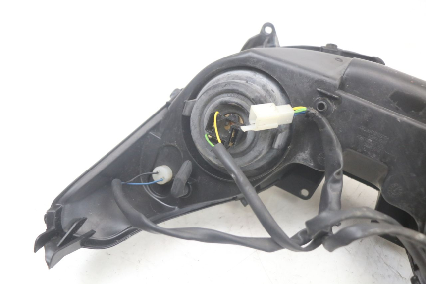 photo de FRONT HEADLIGHT YAMAHA XMAX X-MAX 125 (2006 - 2009)