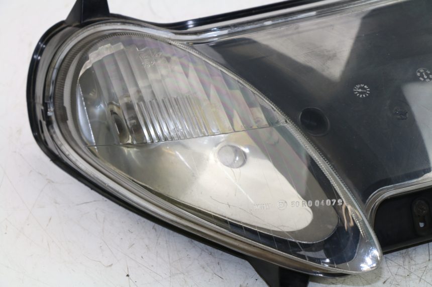 photo de FRONT HEADLIGHT YAMAHA YP MAJESTY 125 (2002 - 2006)
