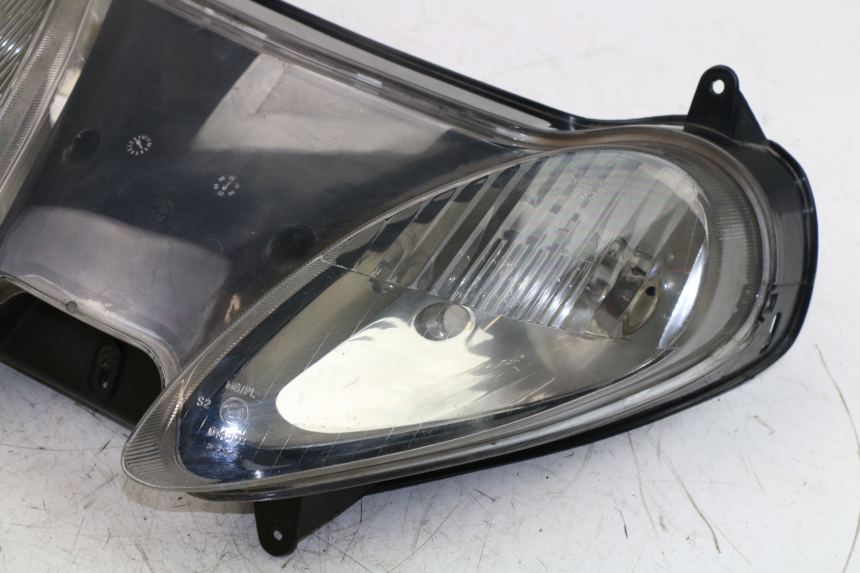 photo de FRONT HEADLIGHT YAMAHA YP MAJESTY 125 (2002 - 2006)