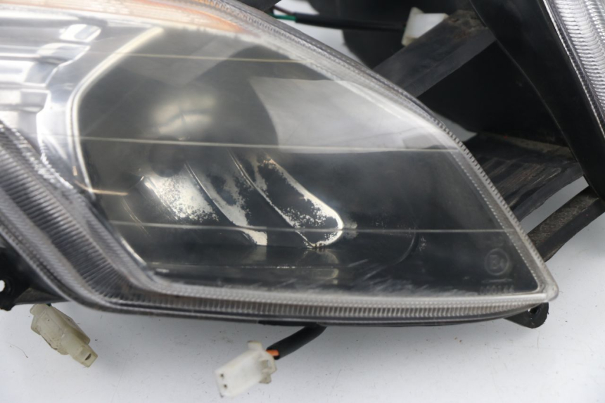 photo de HEADLIGHT ZNEN NEW ROLANDO 50 (2010 - 2020)