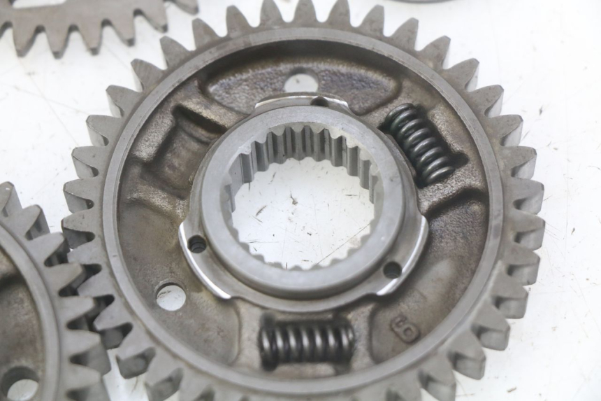 photo de TRANSMISSION SPROCKET HONDA CBF 500 (2004 - 2007)