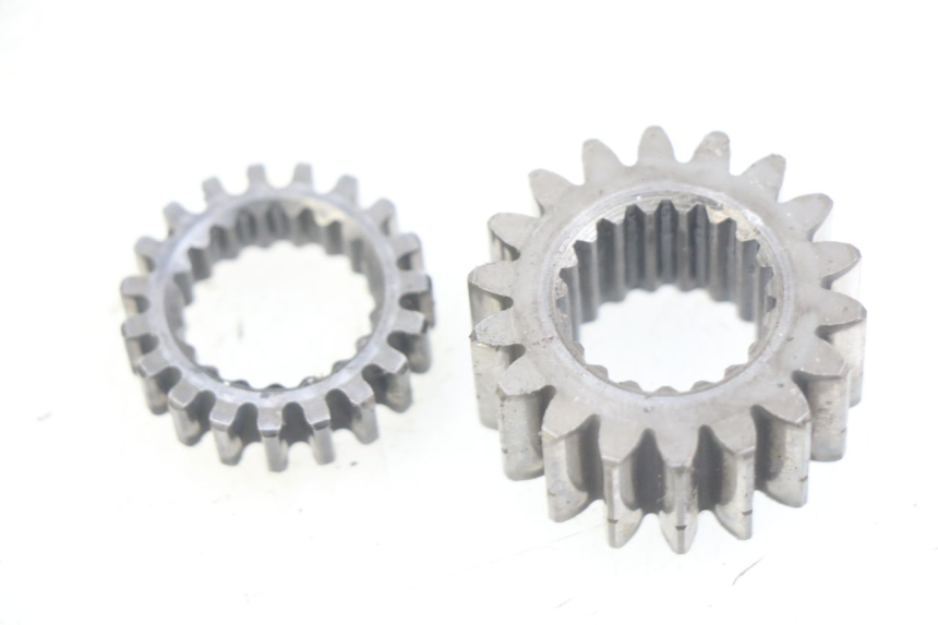 photo de TRANSMISSION SPROCKET HONDA CM 125 (1983 - 2003)