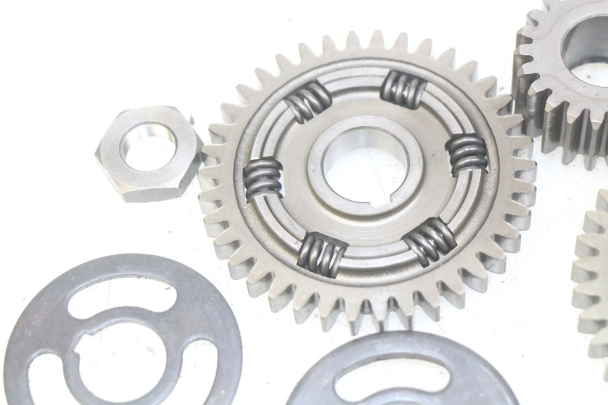 photo de TRANSMISSION SPROCKET YAMAHA SR 125 (1996 - 2003)