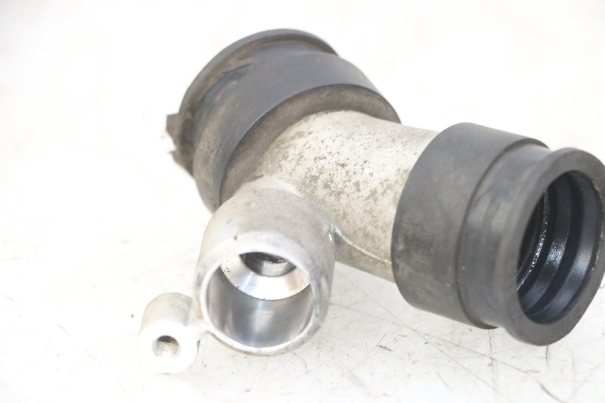 photo de INTAKE PIPE PEUGEOT ELYSTAR 125 (2002 - 2007)