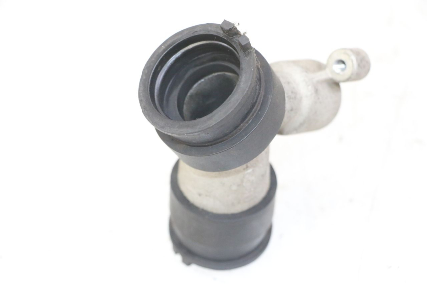 photo de INTAKE PIPE PEUGEOT ELYSTAR 125 (2002 - 2007)