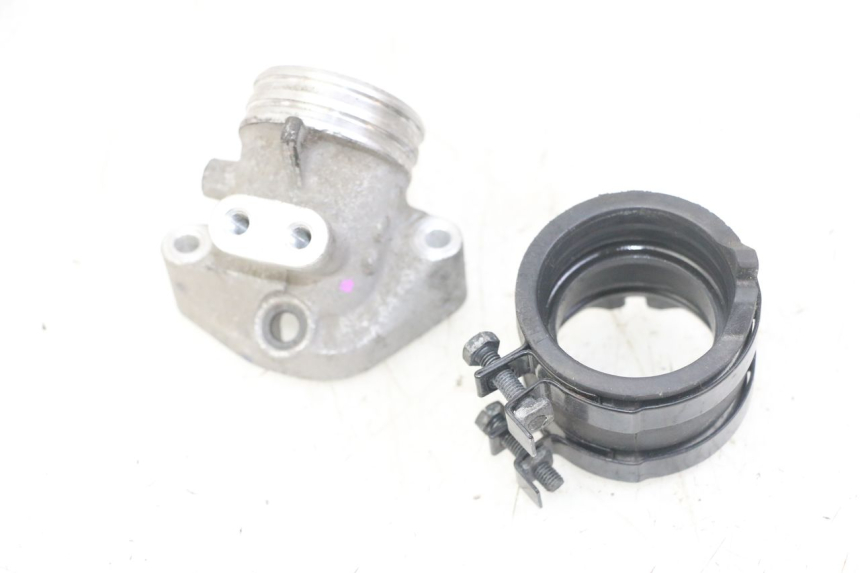 photo de INTAKE PIPE HONDA FORZA ABS 300 (2013 - 2019)