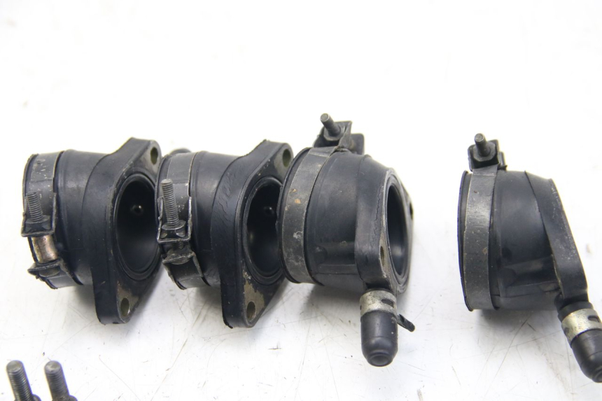 photo de INTAKE MANIFOLD YAMAHA FZS FAZER 600 (2001 - 2003)