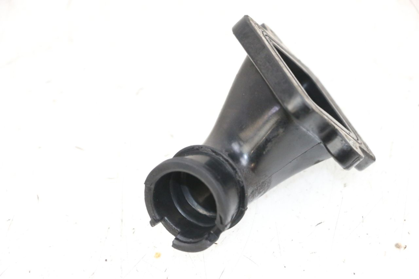 photo de INTAKE MANIFOLD PEUGEOT KISBEE 2T 50 (2010 - 2017) - Zoom on usage condition