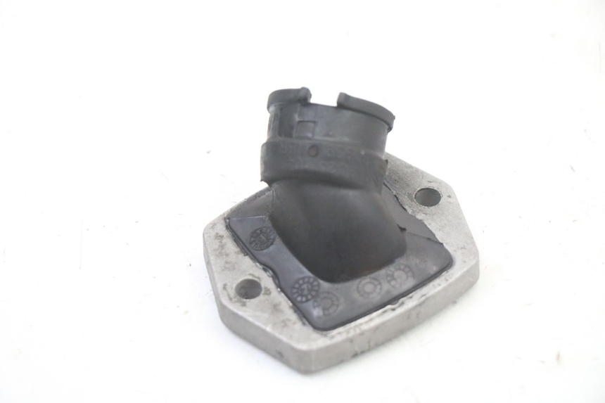 photo de INTAKE MANIFOLD PIAGGIO FLY 2T 50 (2004 - 2017)