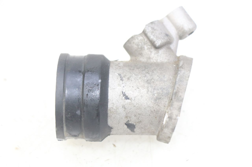 photo de INTAKE MANIFOLD PEUGEOT SATELIS 125 (2010 - 2012)