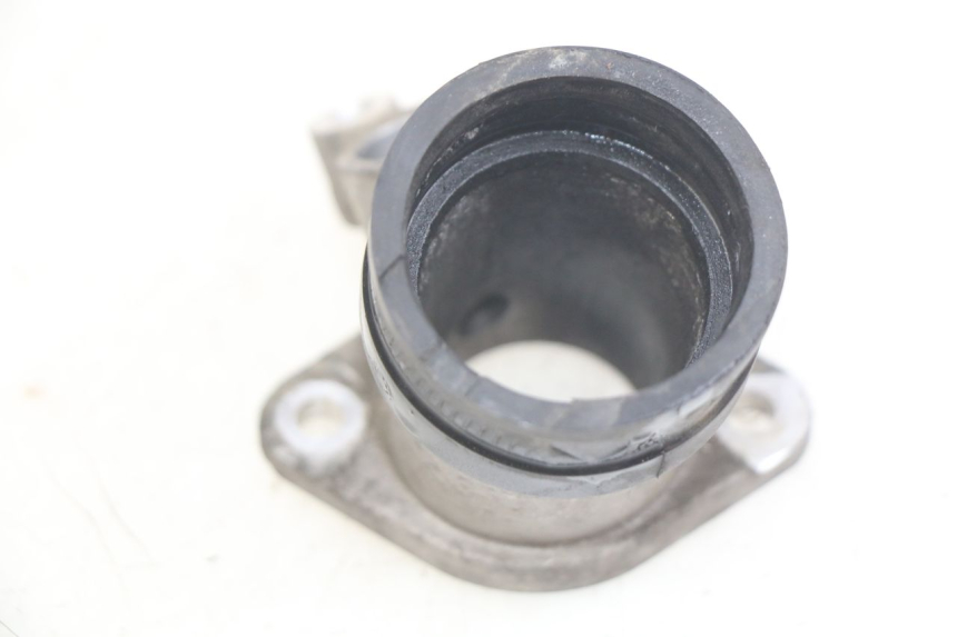 photo de INTAKE MANIFOLD PEUGEOT SATELIS 125 (2010 - 2012)