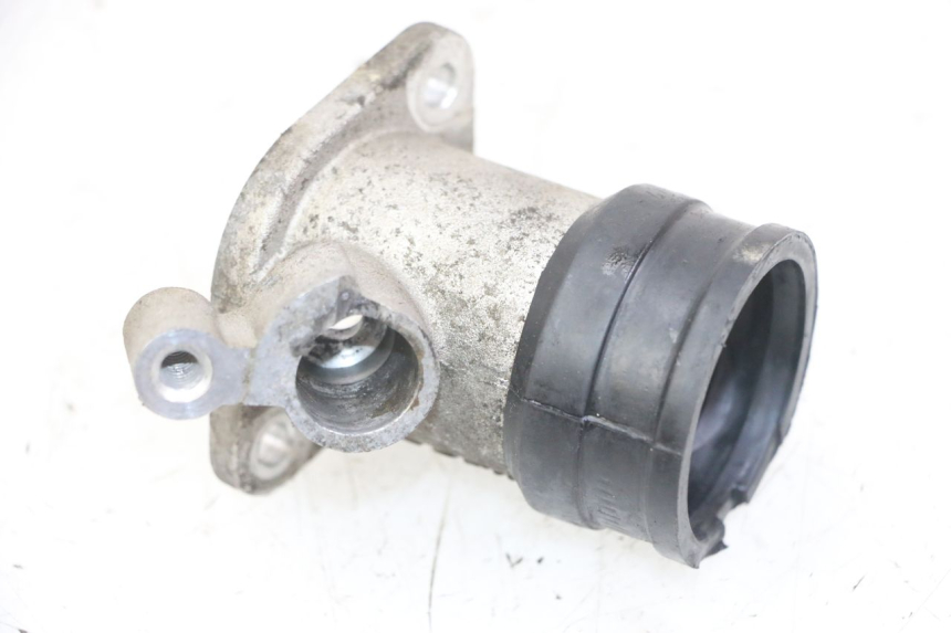 photo de INTAKE PIPE PEUGEOT SATELIS 125 (2013 - 2018)