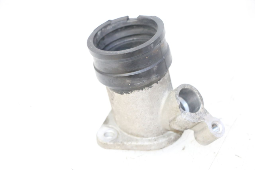 photo de INTAKE PIPE PEUGEOT SATELIS 125 (2013 - 2018)