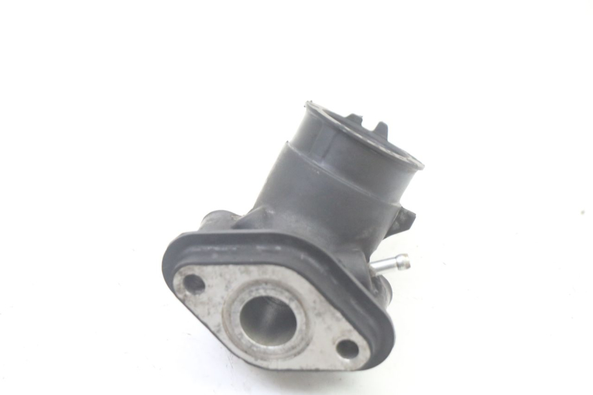 photo de INTAKE MANIFOLD PEUGEOT V-CLIC VCLIC 50 (2007 - 2013)