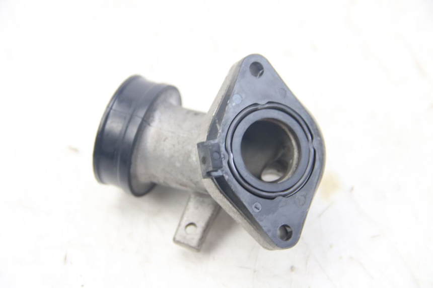 photo de INTAKE MANIFOLD YAMAHA XMAX X-MAX 125 (2006 - 2009)