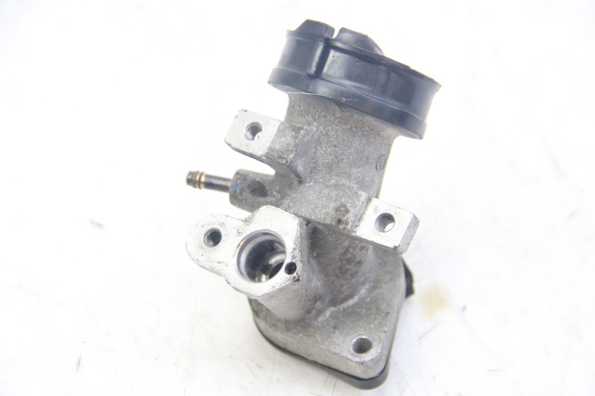 photo de INTAKE MANIFOLD YAMAHA XMAX X-MAX 125 (2006 - 2009)