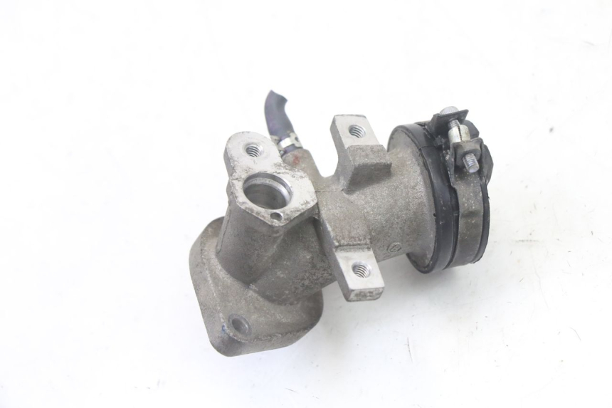 photo de INTAKE PIPE YAMAHA X-MAX XMAX 125 (2010 - 2014)