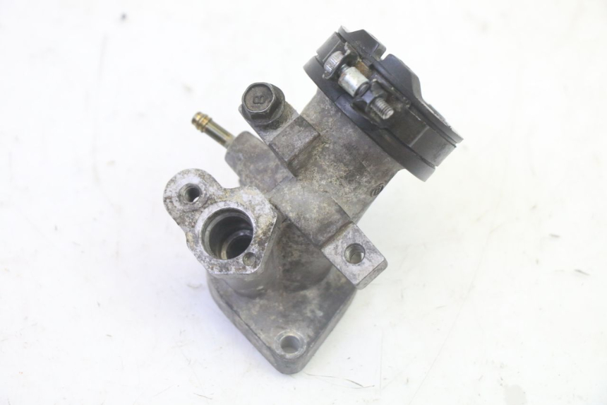 photo de INTAKE MANIFOLD YAMAHA XMAX X-MAX 125 (2006 - 2009)