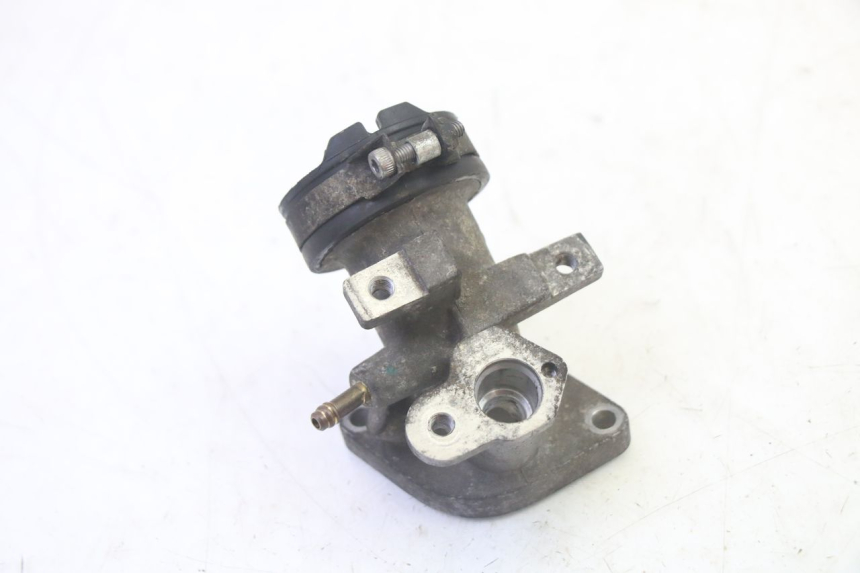 photo de INTAKE PIPE YAMAHA X-MAX XMAX 125 (2010 - 2014)