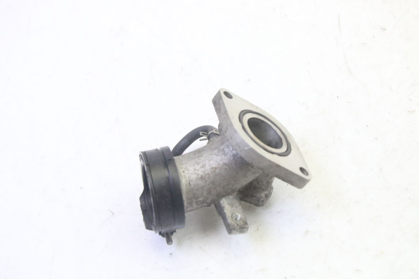 photo de INTAKE PIPE YAMAHA X-MAX XMAX 125 (2010 - 2014)