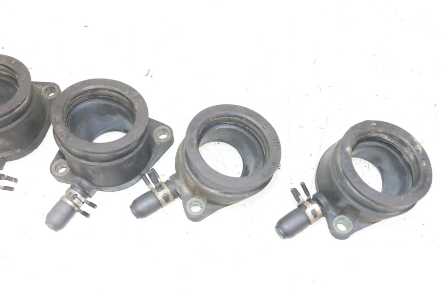 photo de INTAKE MANIFOLD YAMAHA FZS FAZER 600 (2001 - 2003)