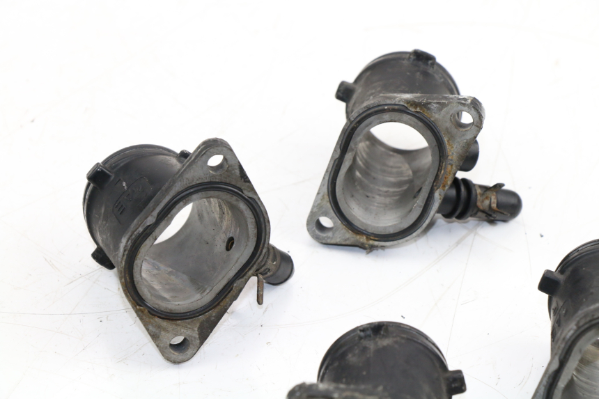 photo de INTAKE PIPE YAMAHA FZX FAZER 750 (1987 - 1998)