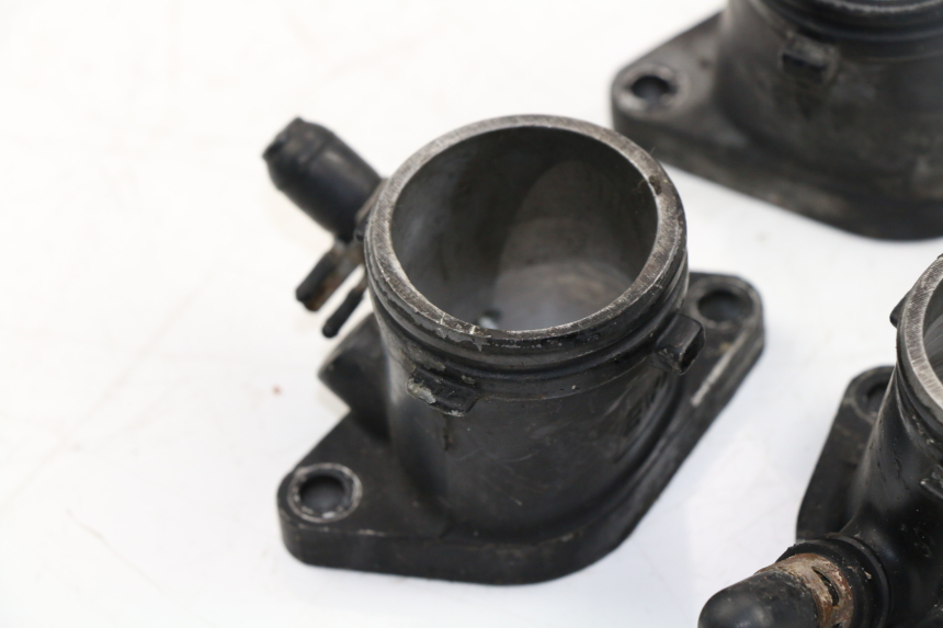 photo de INTAKE PIPE YAMAHA FZX FAZER 750 (1987 - 1998)
