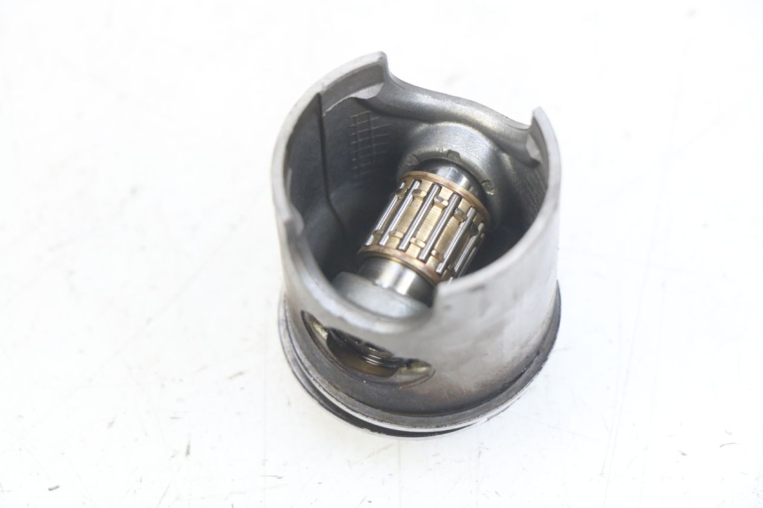 photo de PISTON PEUGEOT TKR TREKKER FURIOUS 50 (2005 - 2014)