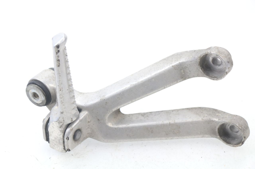 photo de REAR RIGHT FOOTREST MOUNT HONDA CBR 919 RR FIREBLADE 900 (1998 - 1999)