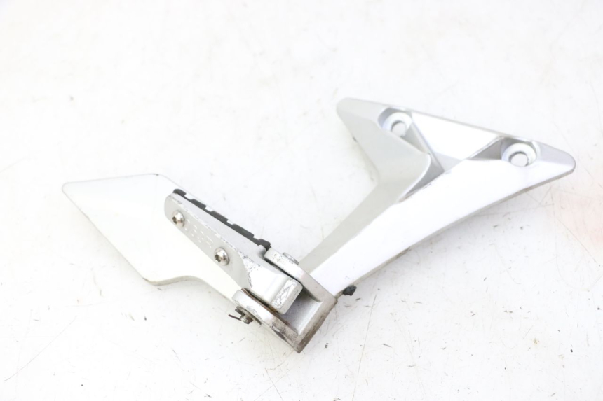 photo de REAR RIGHT FOOTREST MOUNT STAHO FH 50 (2018 - 2019)
