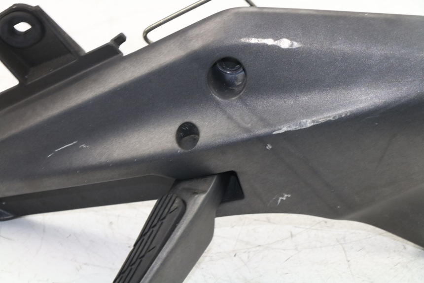 photo de REAR RIGHT FOOTREST MOUNT HONDA FJS SILVER WING SILVERWING 400 (2005 - 2008)