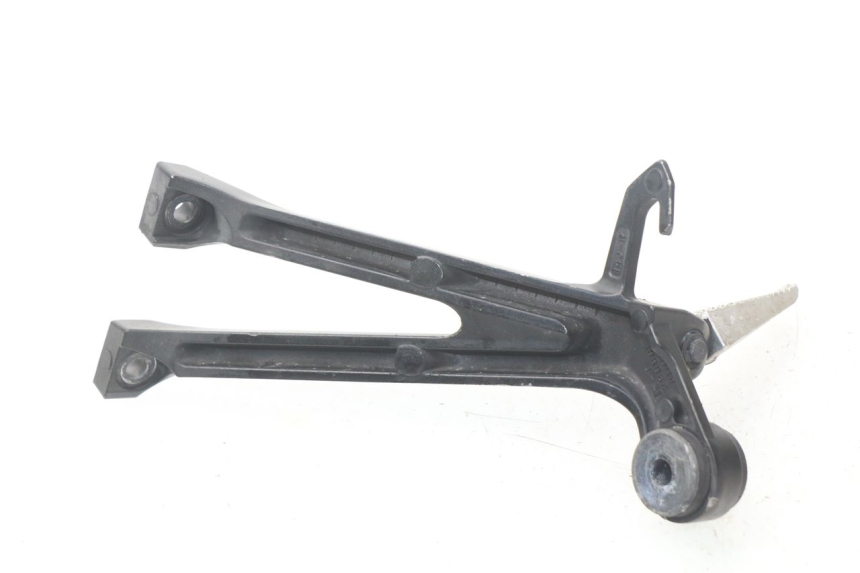 photo de REAR RIGHT FOOTREST MOUNT SUZUKI GSX-R GSXR 750 (2011 - 2016)