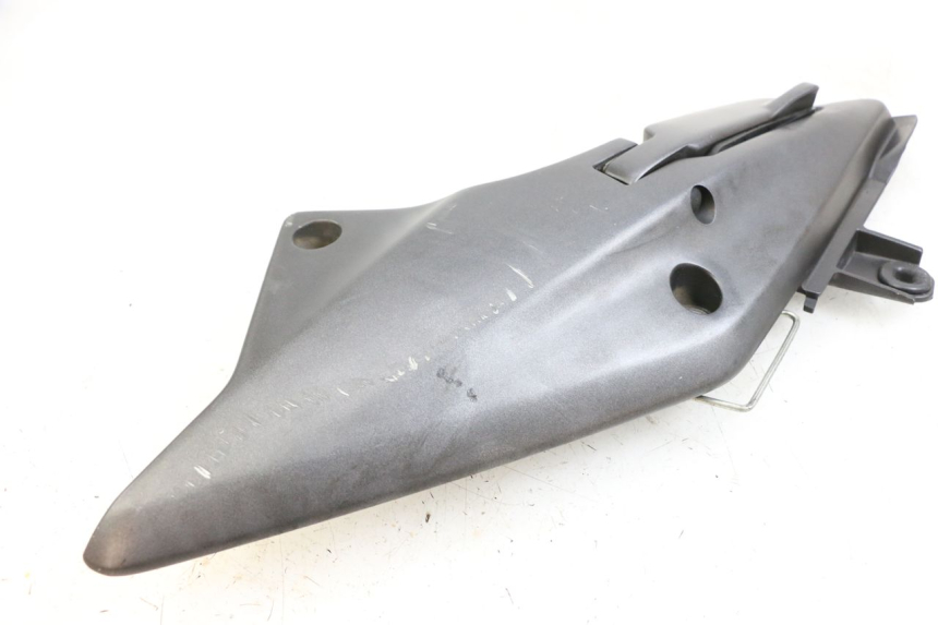 photo de REAR RIGHT FOOTREST MOUNT HONDA FJS SILVER WING SILVERWING 400 (2005 - 2008)