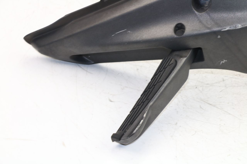 photo de REAR RIGHT FOOTREST MOUNT HONDA FJS SILVER WING SILVERWING 400 (2005 - 2008)