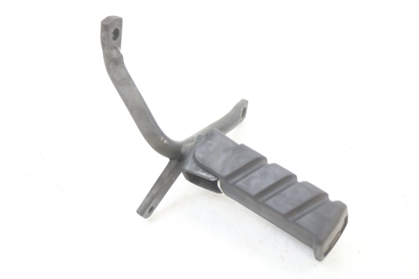 photo de REAR RIGHT FOOTREST MOUNT HONDA NES AROBASE 125 (2000 - 2003)