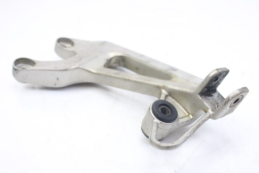 photo de RIGHT REAR FOOTREST MOUNTING PLATE HONDA VFR FI RC46 800 (1998 - 2001)