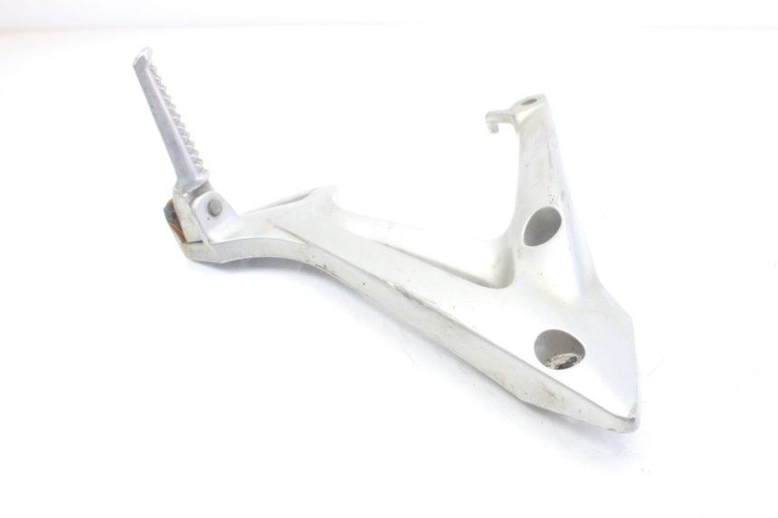 photo de RIGHT REAR FOOTREST MOUNTING PLATE HONDA VFR VTEC RC46 800 (2002 - 2013)