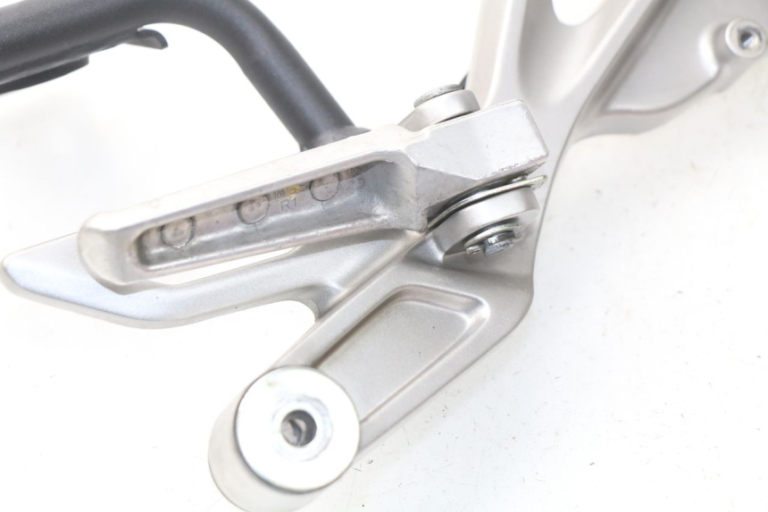 photo de REAR RIGHT FOOTREST MOUNT HONDA INTEGRA NC D 750 (2016 - 2018)