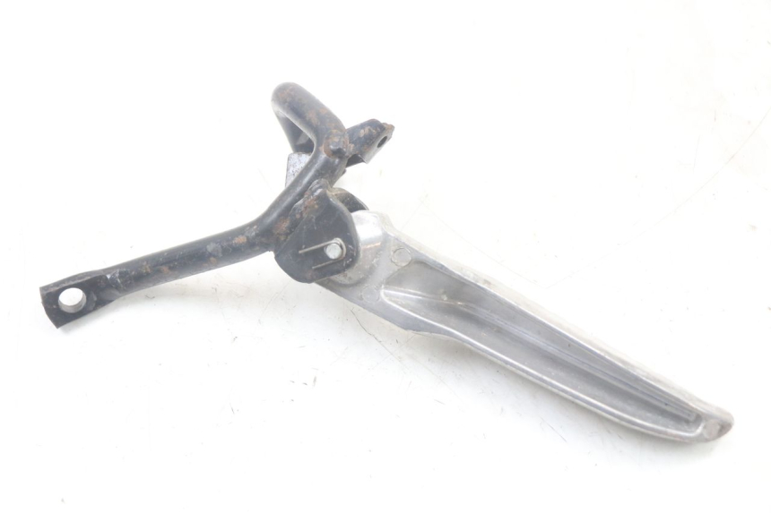 photo de REAR RIGHT FOOTREST BRACKET JONWAY AZTRAL 125 (2008 - 2017)