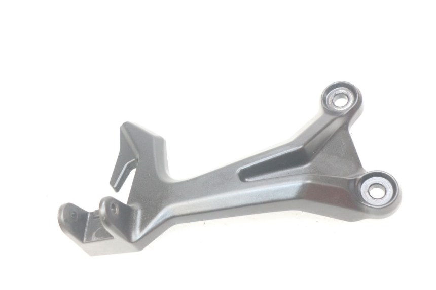 photo de REAR RIGHT FOOTREST BRACKET KAWASAKI Z 650 (2016 - 2019)
