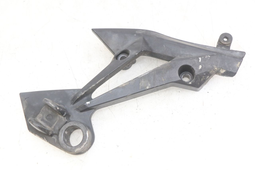 photo de RIGHT REAR FOOTREST MOUNTING PLATE KAWASAKI Z 750 (2007 - 2013)