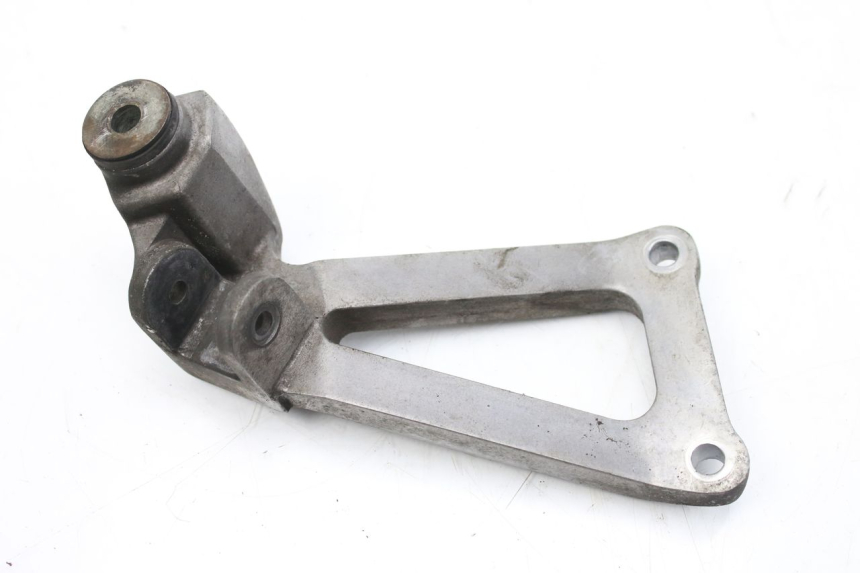 photo de REAR RIGHT FOOTREST MOUNT KAWASAKI ZR7 ZR-7 S 750 (1999 - 2004)