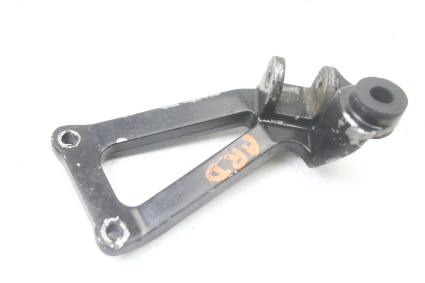photo de REAR RIGHT FOOTREST MOUNT KAWASAKI ZR7 ZR-7 S 750 (1999 - 2004)