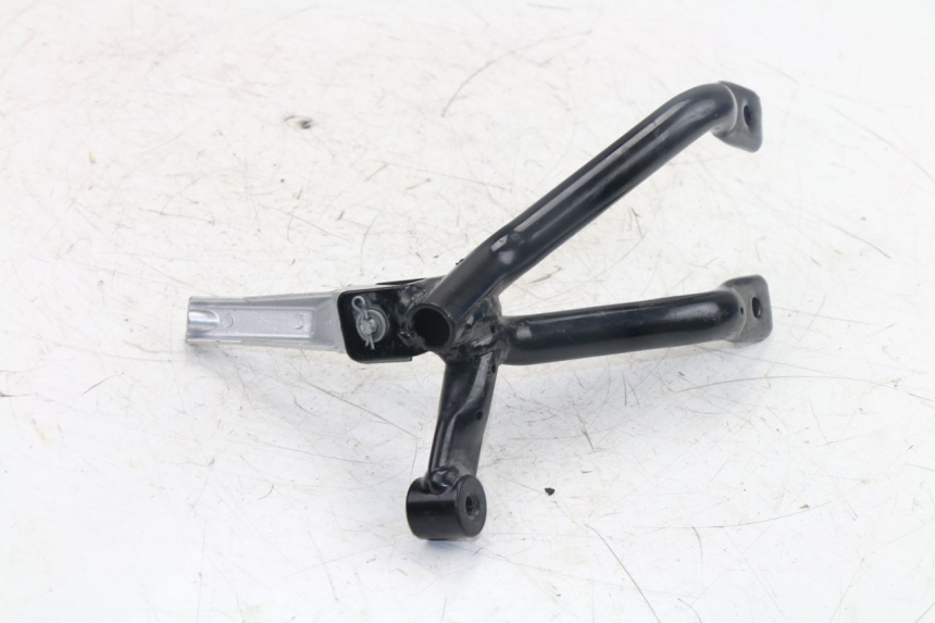 photo de REAR RIGHT FOOTREST MOUNT KYMCO K-PW K-PIPE 50 (2012 - 2017)