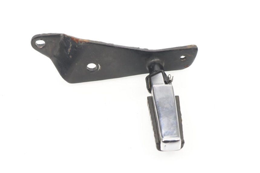 photo de REAR RIGHT FOOTREST MOUNT LIFAN ROYAL KING 250 (2011 - 2019)