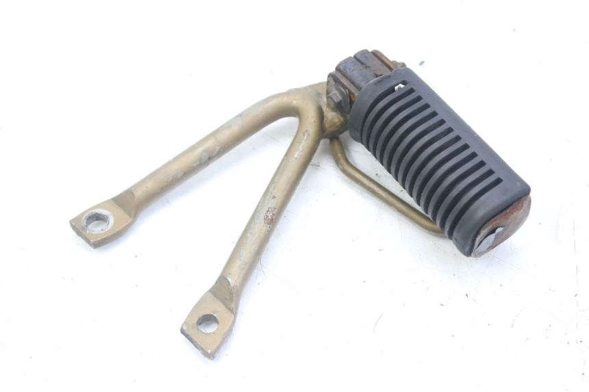 photo de REAR RIGHT FOOTREST BRACKET SUZUKI SMX SUPERMOTARD 50 (1996 - 2001)