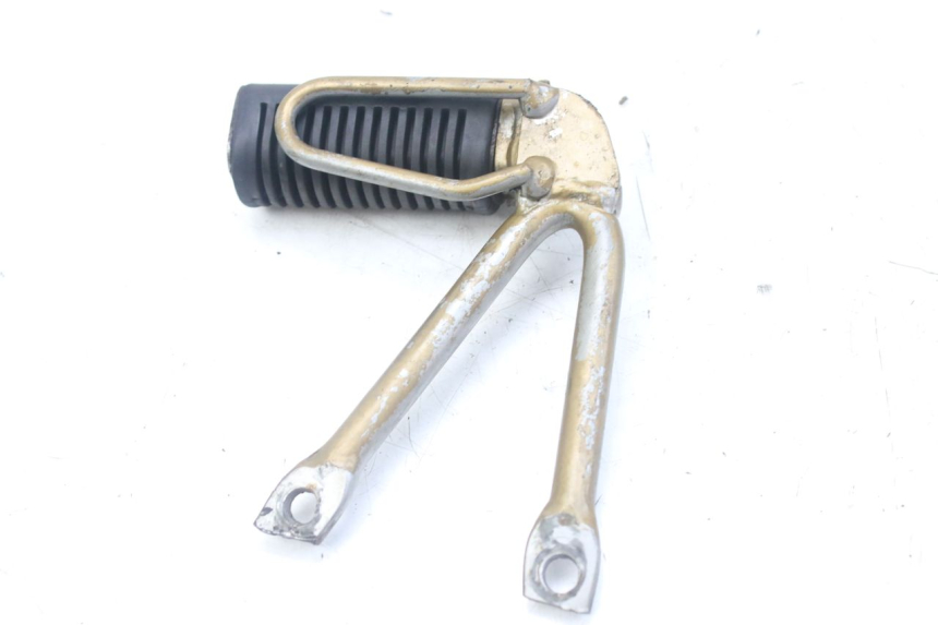 photo de REAR RIGHT FOOTREST BRACKET SUZUKI SMX SUPERMOTARD 50 (1996 - 2001)